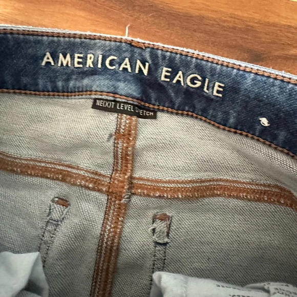 American Eagle Hi-Rise Jegging Next Level Stretch Denim Jeans size 2 - Picture 6 of 6